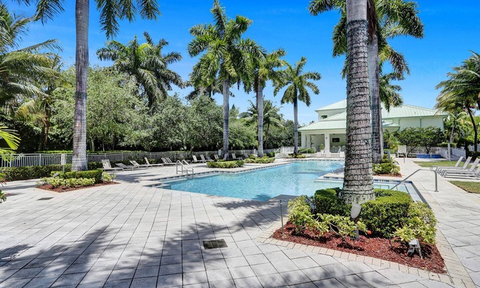 Doral Condo | BEAUTIFUL CONDO IN DOWNTOWN DORAL!
