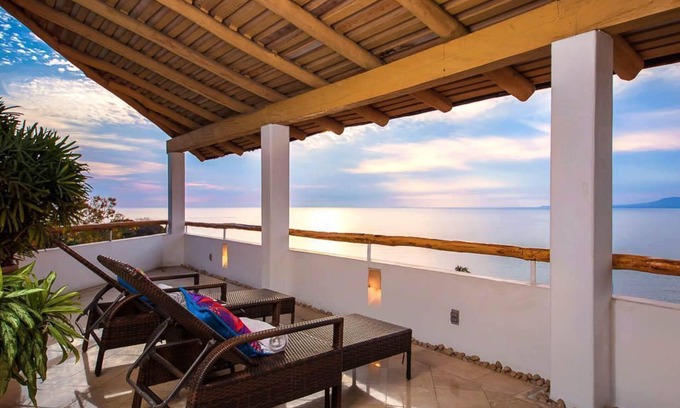 Conchas Chinas Condo | Beautiful Condo Ocean view