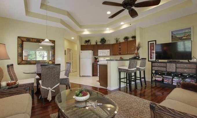 Port Saint Lucie Condo | Beautiful Condo with a Tree House Feel