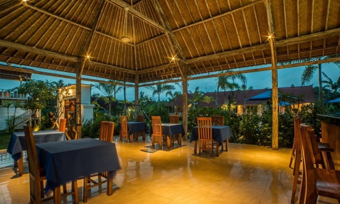 Mushroom Bay Cottage | Beautiful Cottage in Nusa Lembongan, Spacious Garden Area with Pool