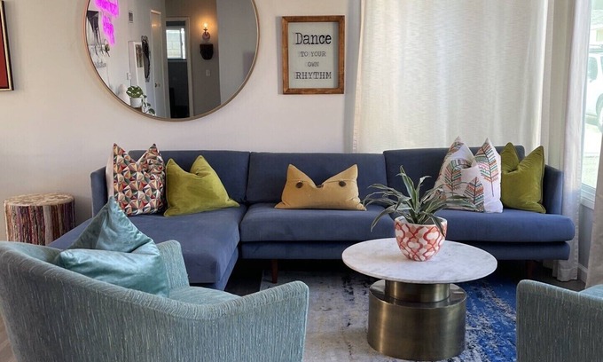 Harbor Cottage | Beautiful cottage-2 bedrooms in the heart of Carson with parking