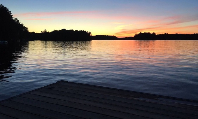 Bala Cottage | Beautiful Cottage on Lake Muskoka w/Hot Tub