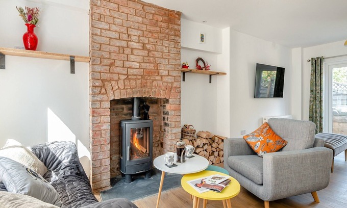 Ross-on-Wye Cottage | Beautiful cottage in the heart of Ross On Wye , perfect for a couples getaway.