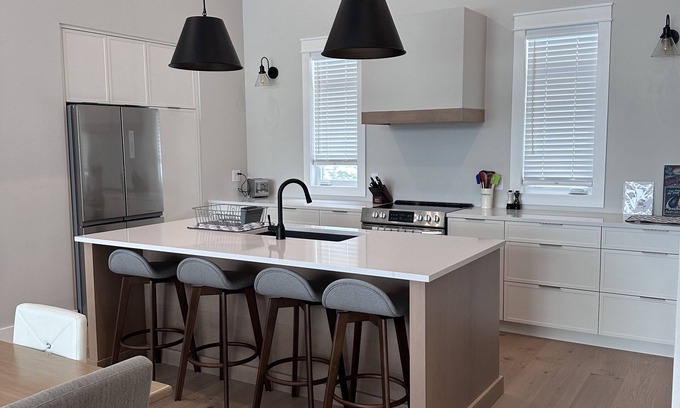 Clinton Cottage | Beautiful cottage overlooking the Sou'West River in Clinton, PE - 3 bed, 2 bath