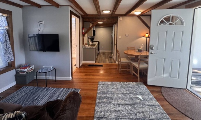 Manchester Center House | Beautiful cottage1 mile from Manchester Village