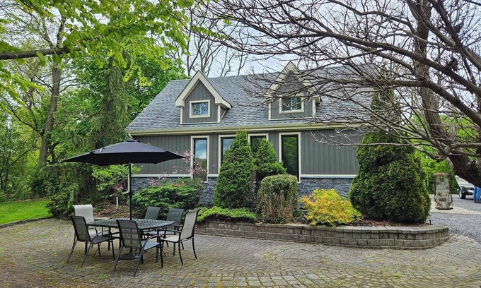 Picton Cottage | Beautiful, Cozy, Garden Cottage in Bloomfield.nPerfect for a Fall getaway!