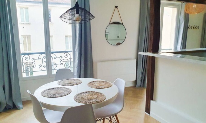 Suresnes Apartment | Beautiful duplex-15 min Paris/La Défense/Champs Elysées