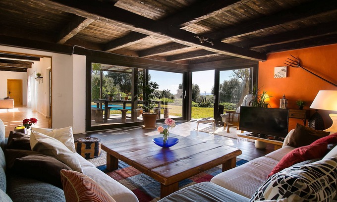Vejer de la Frontera Villa | Beautiful eco-friendly country villa