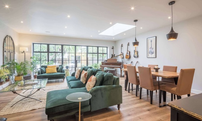 Cambridge House | Beautiful family home central Cambridge