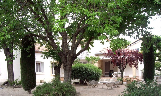 Graveson House | Beautiful family home between Provence and Camargue