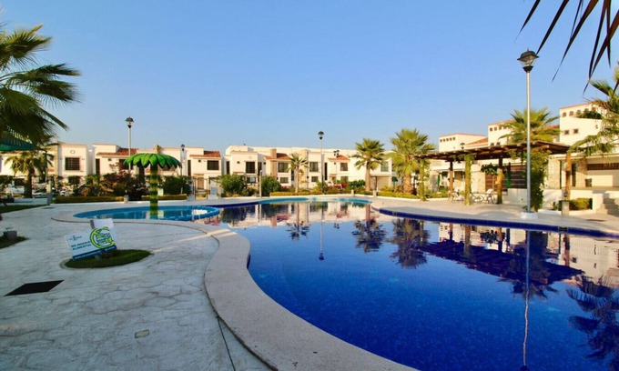 Cerritos Apartment | Beautiful family pool, close to the beach by Gpsrentas