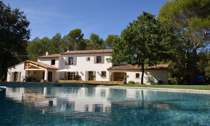 Rognes Villa | BEAUTIFUL FARMHOUSE IN PROVENCE.