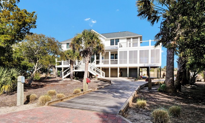 Bald Head Island House | Beautiful Golf Course Home Bald Head Island
