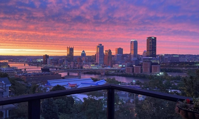 Pittsburgh House | Beautiful Hillside Home with Incredible City Views! Great Location and Privacy!