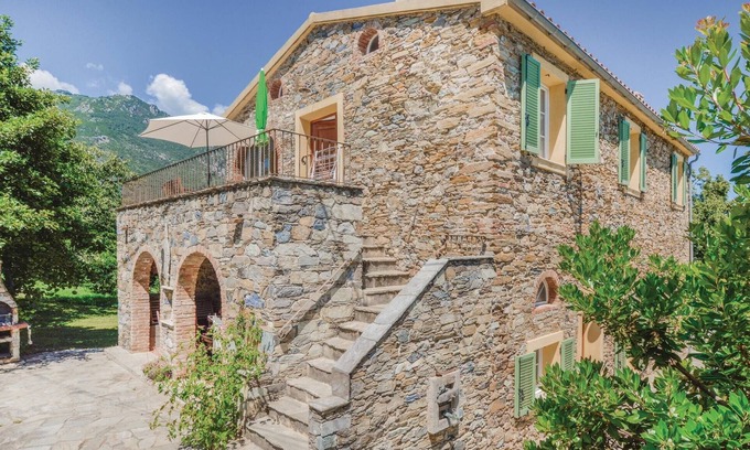 Santa-Maria-Poggio House | Beautiful home in Santa Maria Poggio