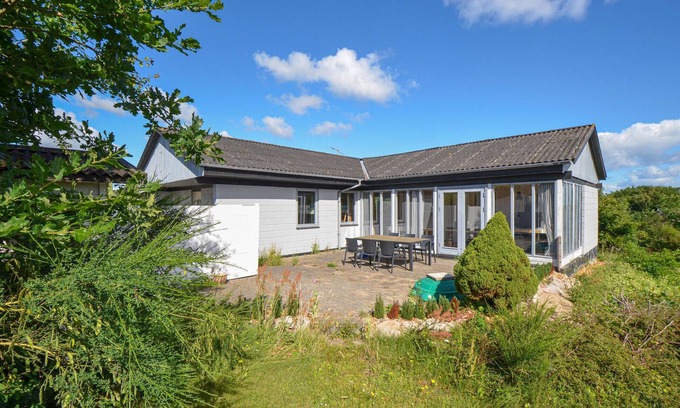 Norddjurs Municipality House | Beautiful home in Allingåbro with WiFi