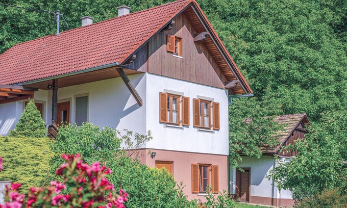 Eberau House | Beautiful home in Gaas with WiFi