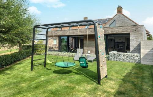 Haringe House | Beautiful Home In Poperinge With Wifi