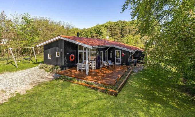 Spodsbjerg House | Beautiful home in Rudkøbing with sauna