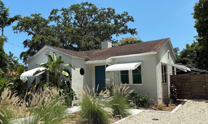 Biscayne Park House | Beautiful Home in the Lush and Charming Neighborhood of Biscayne Park
