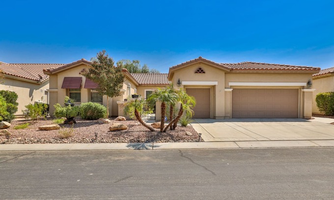 Indio House | Beautiful Home is a Sunshine Lovers Dream!