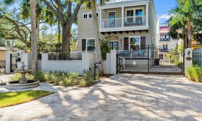 Lincolnville House | Beautiful Home, Plenty of parking, walk to everyth