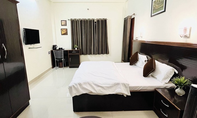 Taj Ganj Bed & Breakfast | Beautiful homestay-5 minutes away from the Taj Mahal!