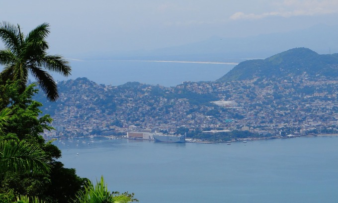 Las Brisas House | Beautiful House in Las Brisas Acapulco, amazing view. 3 persons Service included