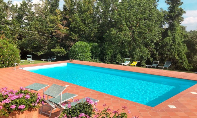 Poggiarello House | Beautiful apartment in villa for 2 people with WIFI, pool, TV, patio and parking