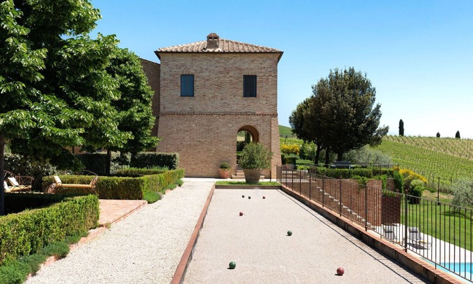 San Giovanni d'Asso Villa | Beautiful private villa with A/C, WIFI, private pool, TV, patio, panoramic view, close to Montalcino