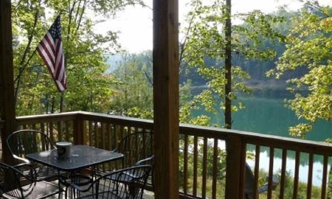 Rogers Cabin | Beautiful lake cabin, relaxing spot to get-a-way and enjoy a fantastic view.