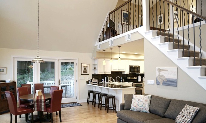 Branch House | Beautiful Lake House