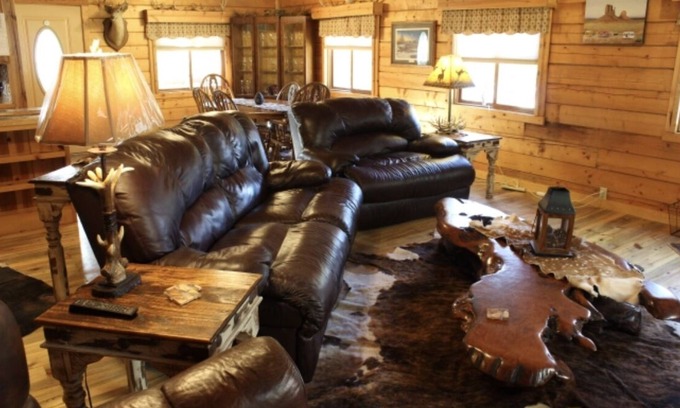 Deadwood House | Beautiful Log Home nestled in the South Dakota Black Hills.