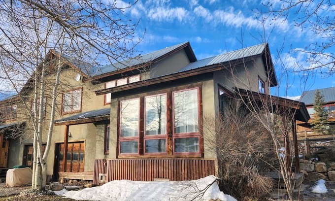 Crested Butte South House | Beautiful modern retreat nestled in a quiet, casual neighborhood in CB South!