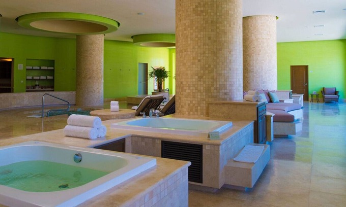 Loreto Resort | Beautiful Mexico Resort Getaway with Spa and Golf Course