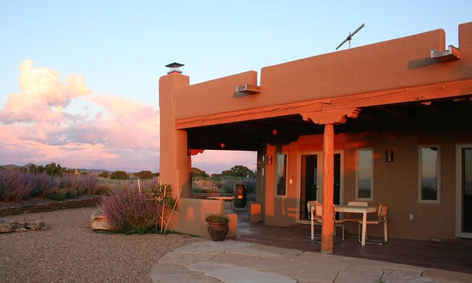 Eldorado at Santa Fe House | Beautiful mountain views, tranquil retreat in Santa Fe