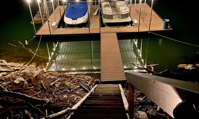 Speedwell House | Beautiful Norris Lake Lakefront House with Dock and lifts minutes from marina!