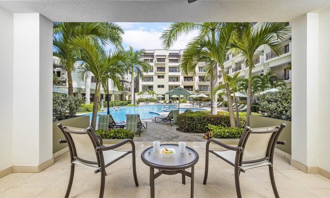 Washington Condo | Beautiful One Bedroom Ground Level @ PalmAruba