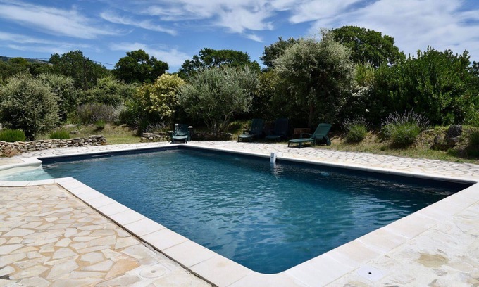 Saumane-de-Vaucluse Villa | Beautiful private villa for 7 guests with private pool, WIFI, TV and terrace