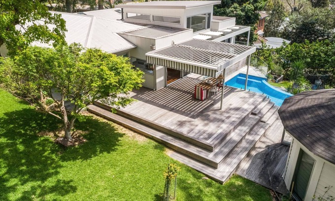 Avalon Beach House | Beautiful peninsula of Avalon