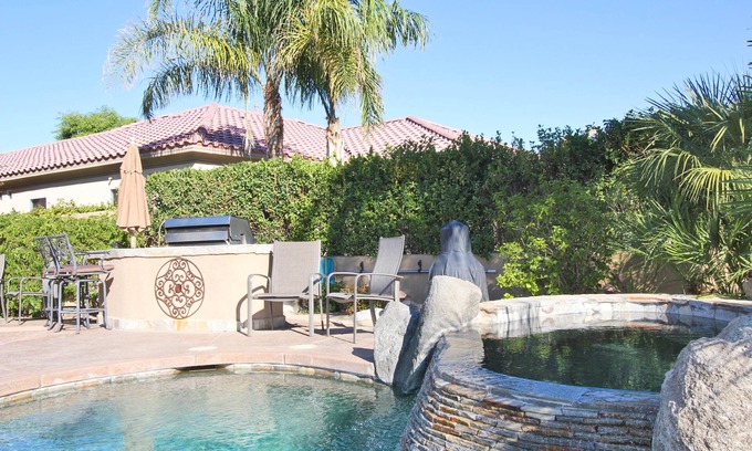 La Quinta House | BEAUTIFUL! PGA West-Legends-Luxury-Private -3 BR 3.5 BA -Casita-Pool/Spa