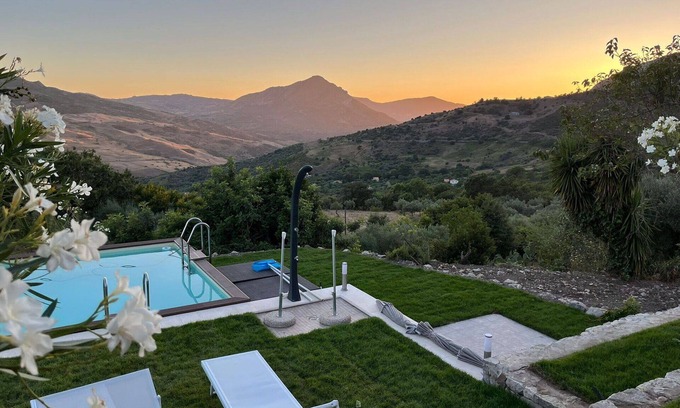 Madonie National Park Villa | Beautiful private villa for 6 people with A/C, private pool, WIFI, TV and panoramic view