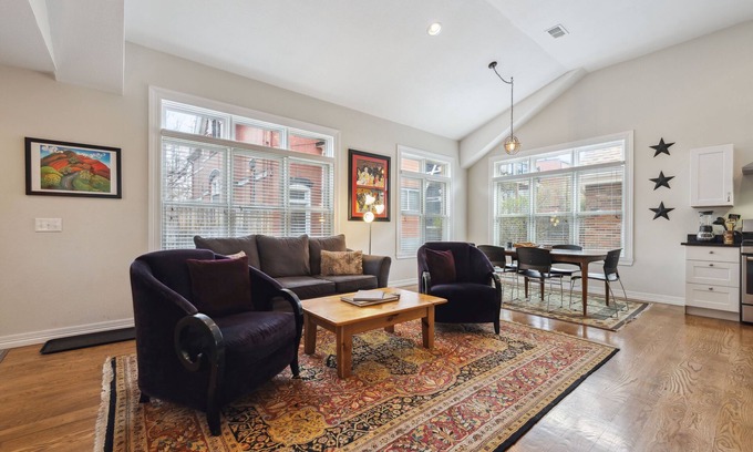 Whittier House | Beautiful Private Carriage House, Heart of Denver, Quiet Yet Close to Everything