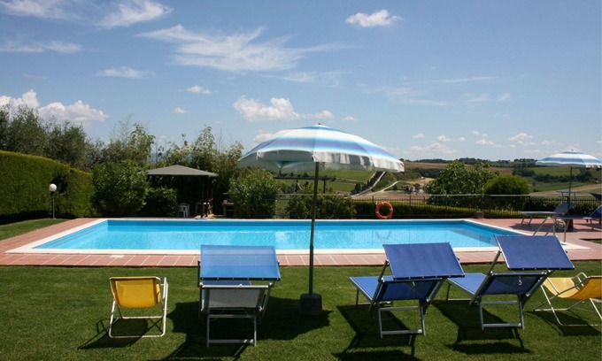 Valiano Villa | Beautiful private villa with private pool, A/C, WIFI, TV, terrace, pets allowed and parking