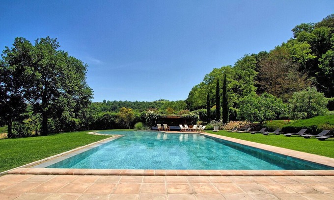 Barberino Val d'Elsa Villa | Beautiful private villa with A/C, WIFI, private pool, hot tub, TV, patio, close to San Gimignano
