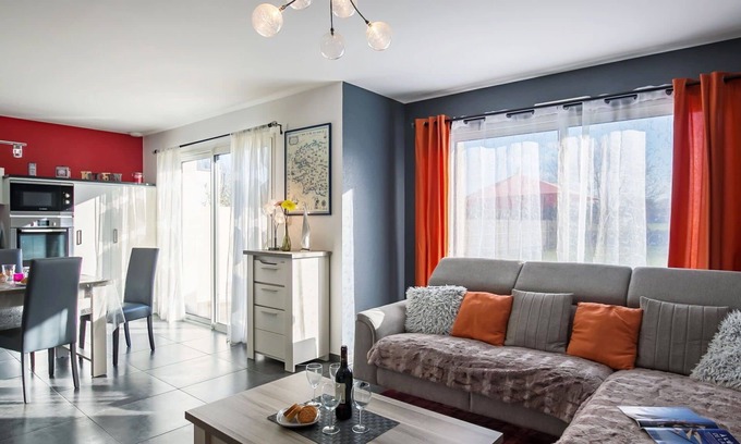 Goulven House | Beautiful private villa for 4 guests with WIFI, TV and terrace