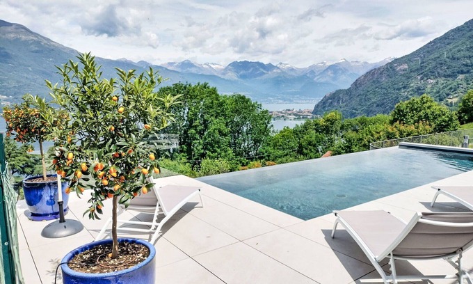 Bellano House | Beautiful private villa for 5 guests with pool, WIFI, TV and patio