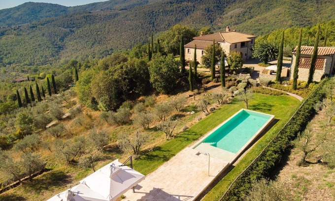 Bucine Villa | Beautiful private villa with WIFI, A/C, private pool, TV, patio, panoramic view and parking