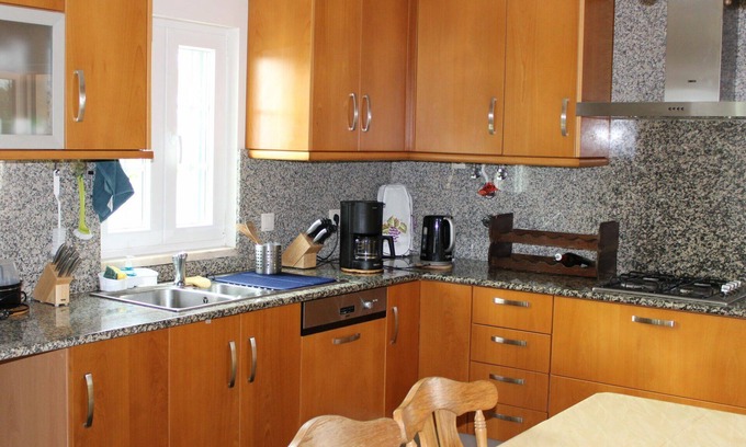Maceira House | Beautiful private villa for 8 guests with WIFI, TV, terrace, panoramic view and parking