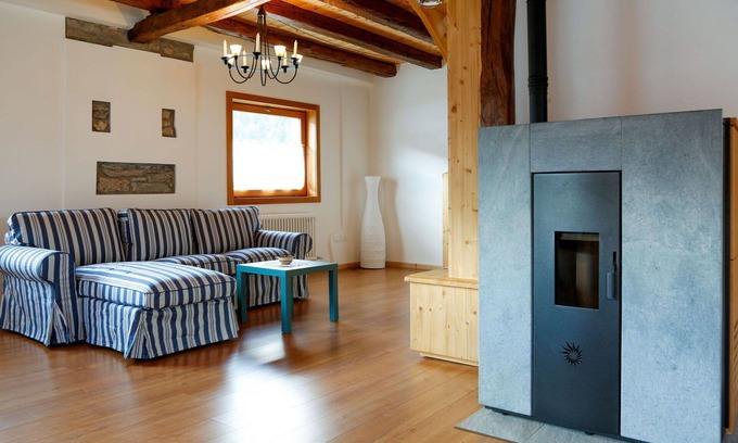 Ovaro House | Beautiful private villa for 4 people with WIFI, TV and parking